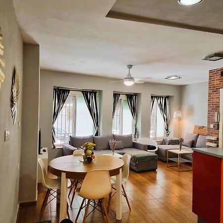 Claudia Tourist Apartment لقنت المظهر الخارجي الصورة