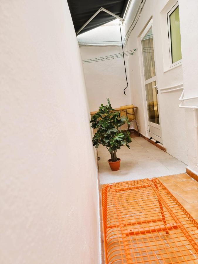 Claudia Tourist Apartment لقنت المظهر الخارجي الصورة